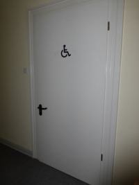 Behindertentoilette